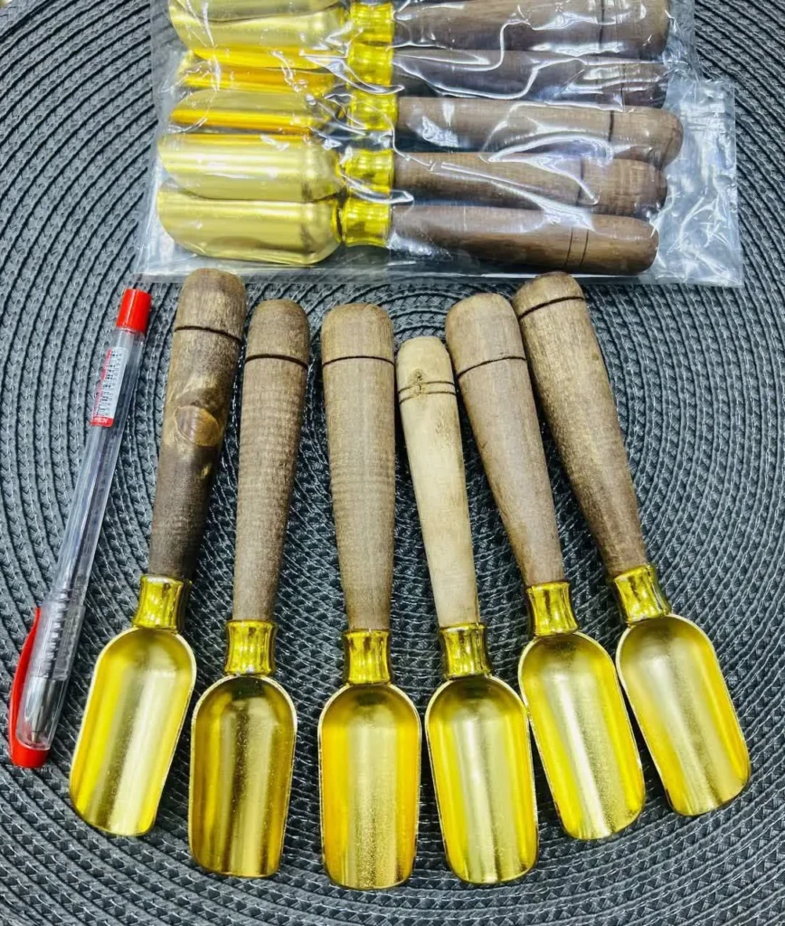 قاشق ادویه سر تاس